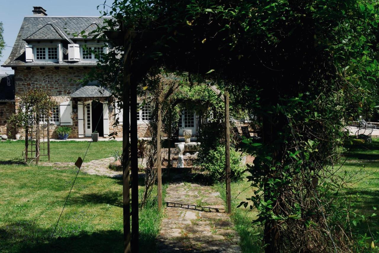 Manoir De Chantemerle Sainte-Fortunade Eksteriør bilde