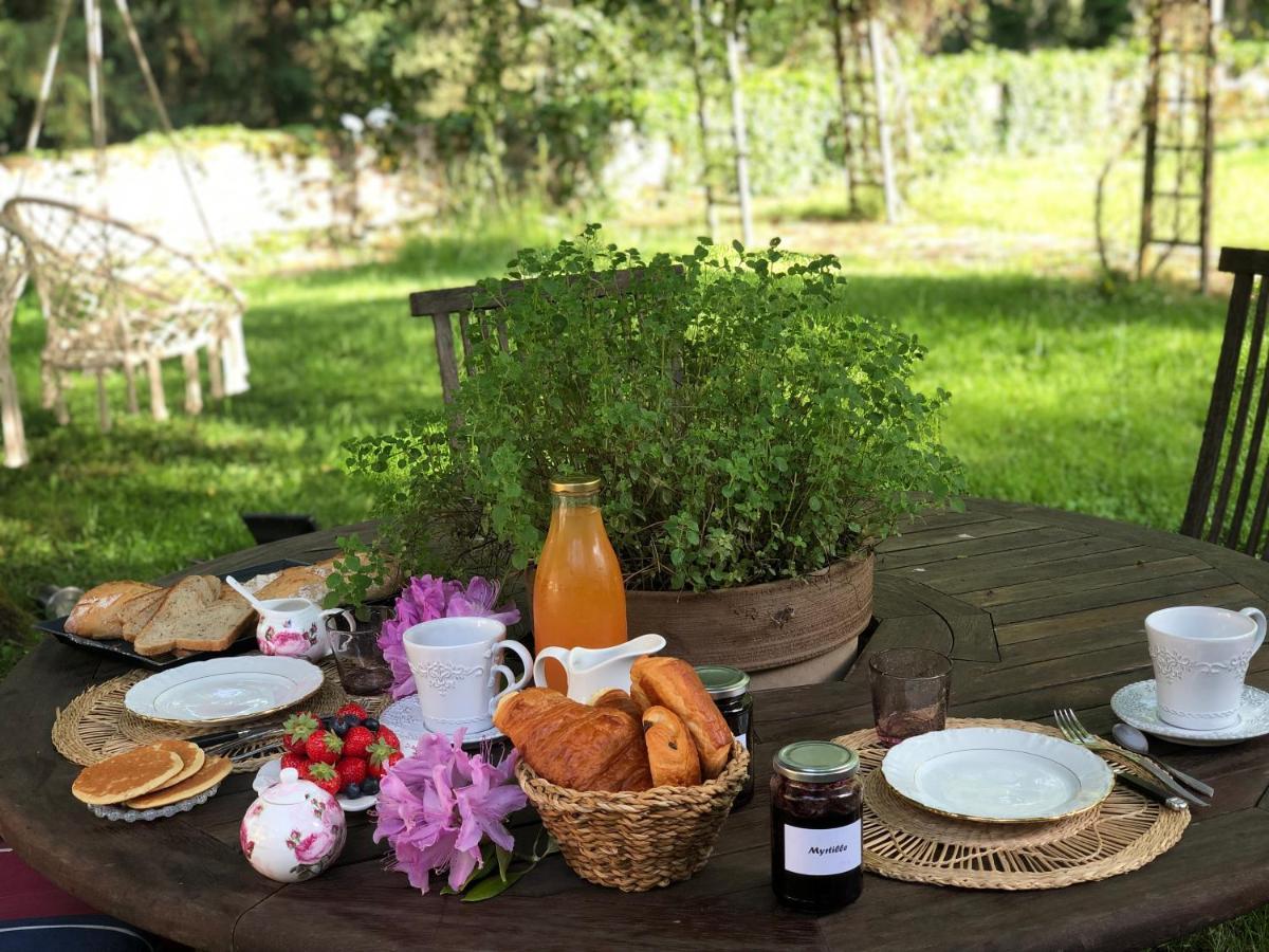 Manoir De Chantemerle Sainte-Fortunade Eksteriør bilde